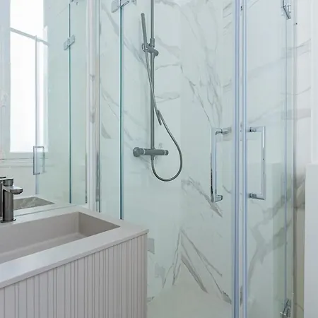 Luxurious 4bd - Arc De Triomphe 2 아파트 뇌이이쉬르세느