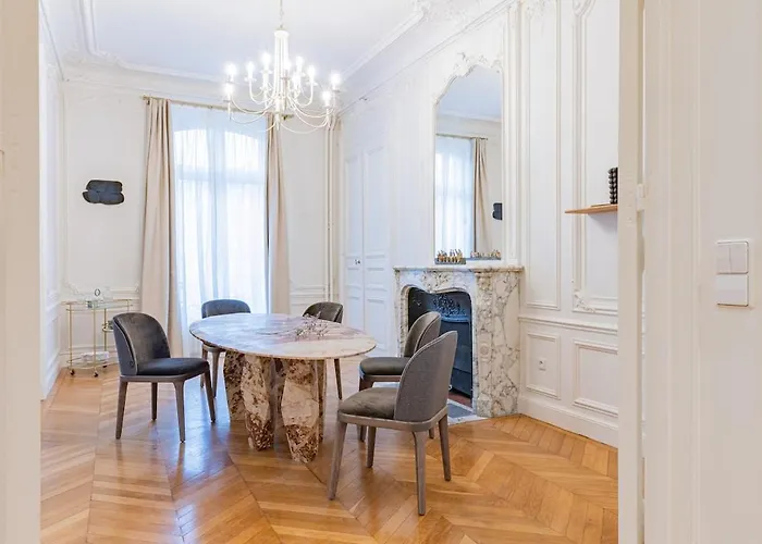 Daire Luxurious 4bd - Arc De Triomphe 2